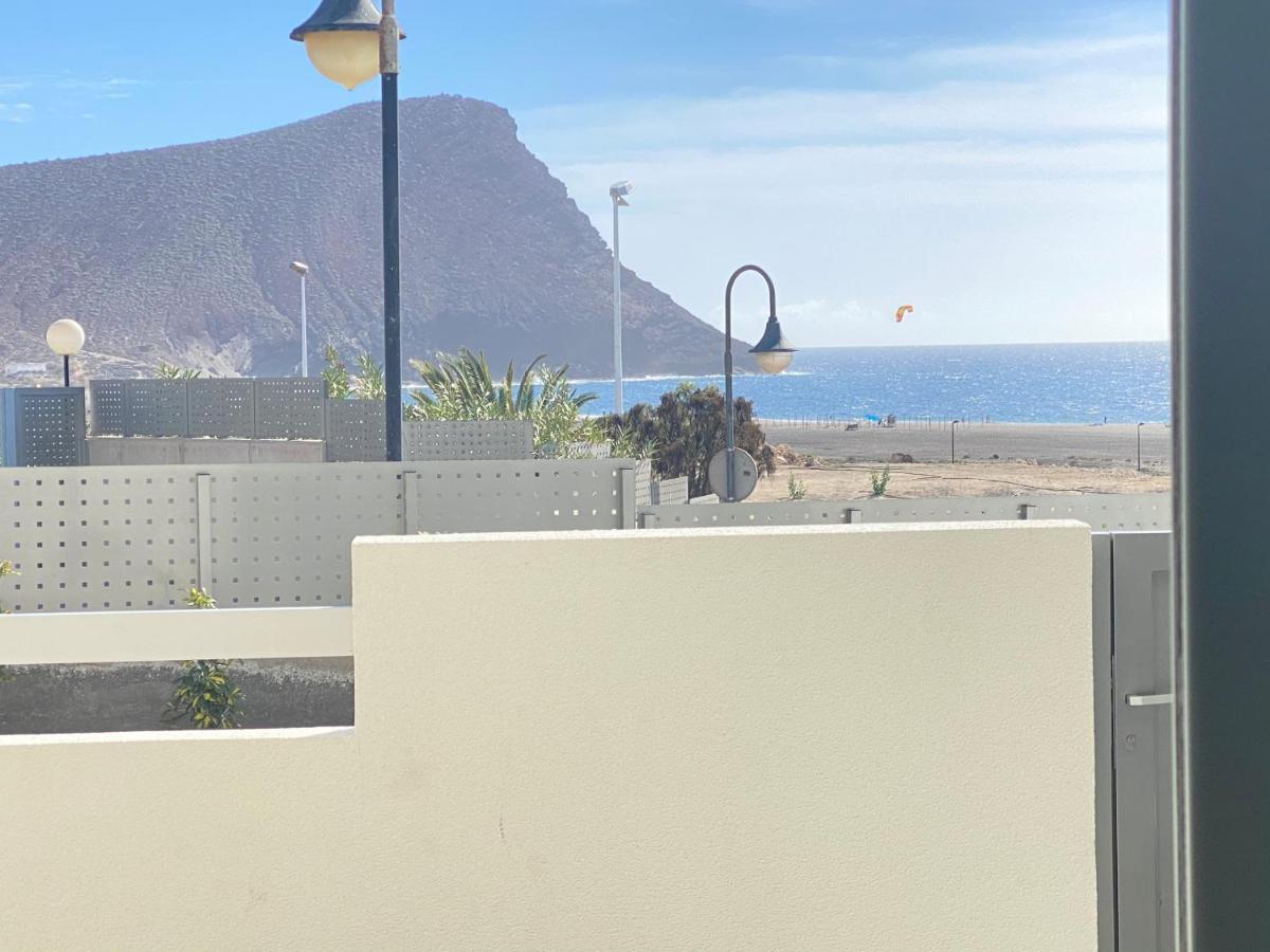 A Beautiful Apartment With A Beach View - La Tejita - El Medano ภายนอก รูปภาพ
