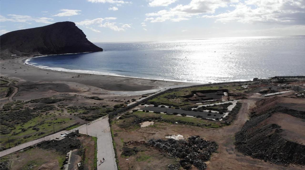 A Beautiful Apartment With A Beach View - La Tejita - El Medano ภายนอก รูปภาพ
