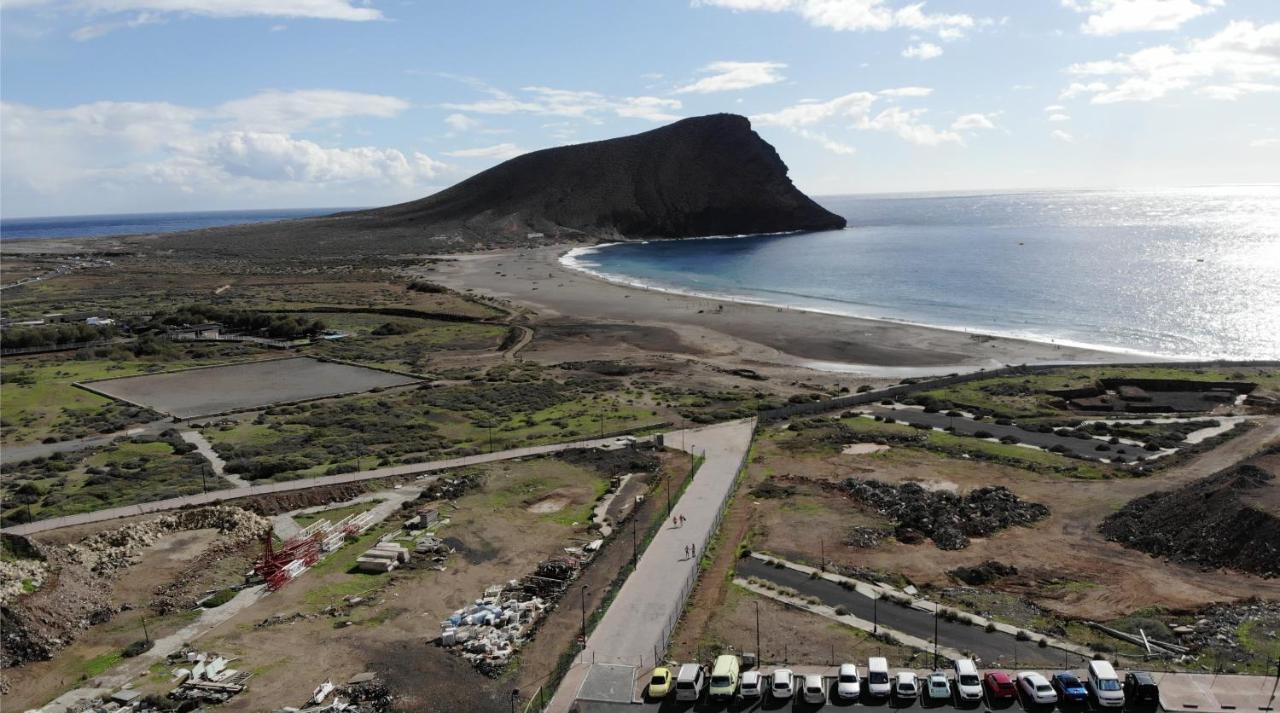 A Beautiful Apartment With A Beach View - La Tejita - El Medano ภายนอก รูปภาพ